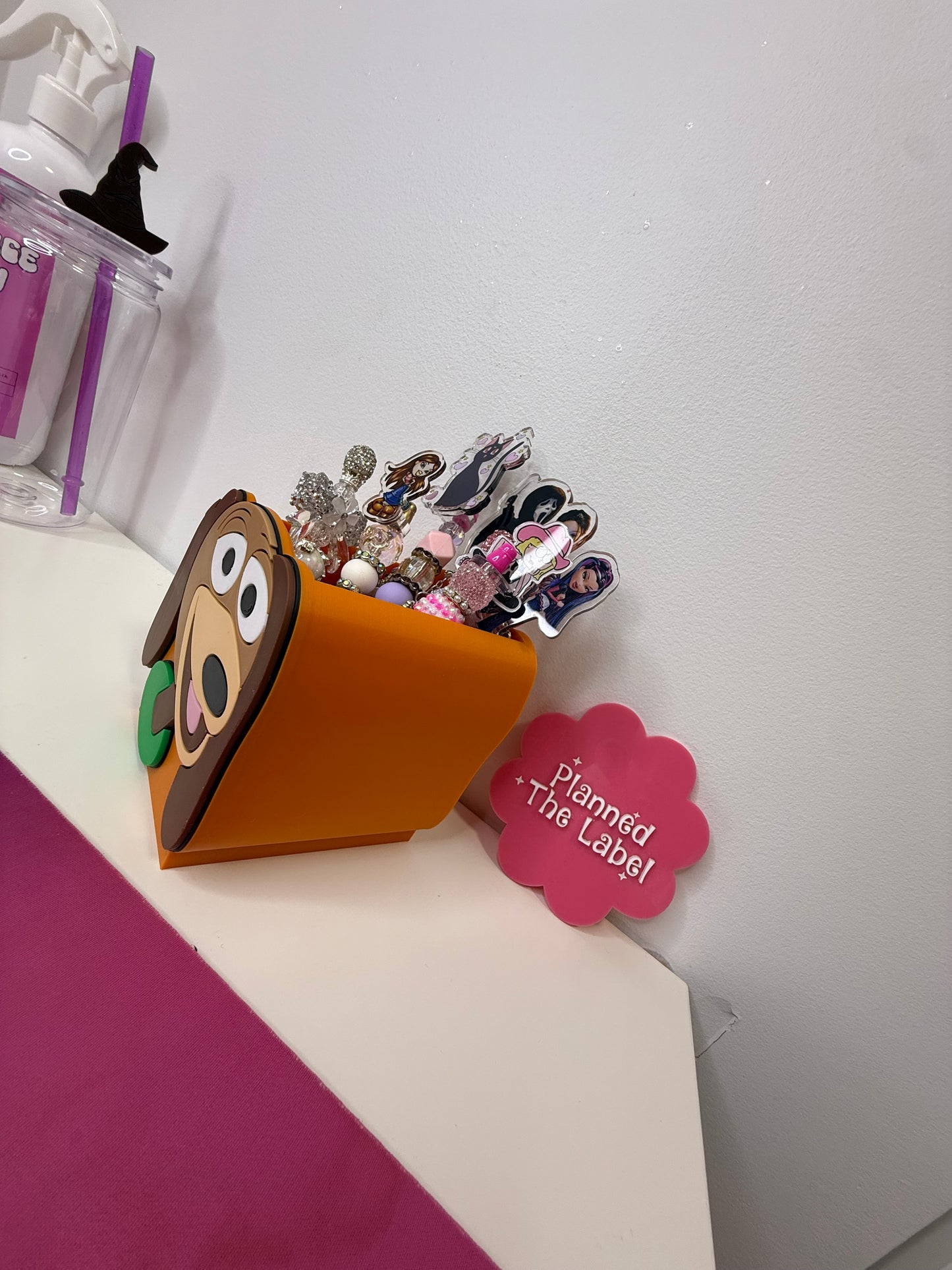 Slinky Pen Holder