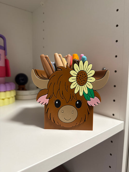 Sunflower Highland Cow Pen Holder