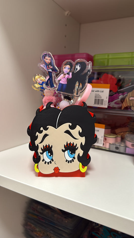 Betty Pen Holder