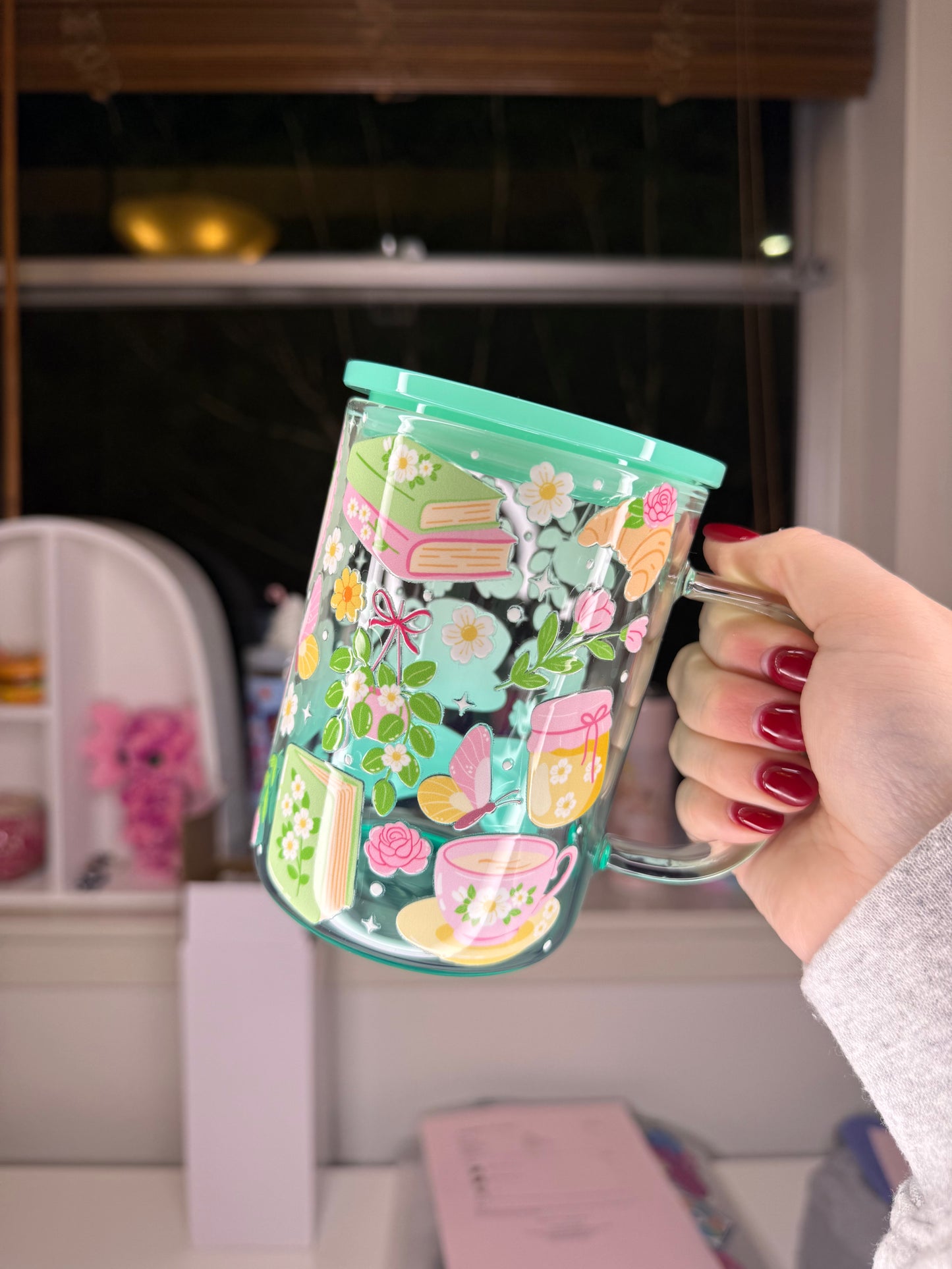 17oz Green Glass Mug Cozy Garden Scene