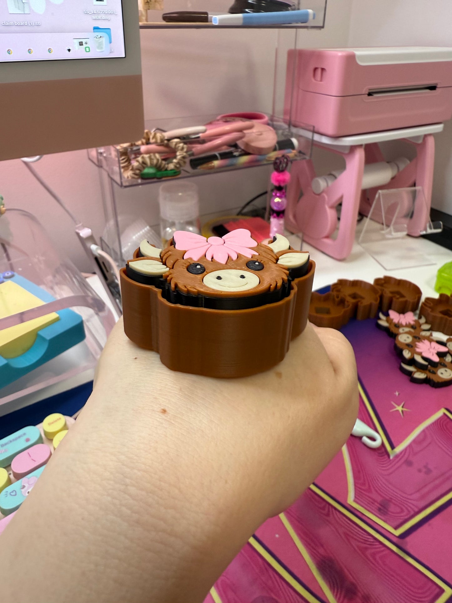 Highland Cow Clicker 3D Printing STL File
